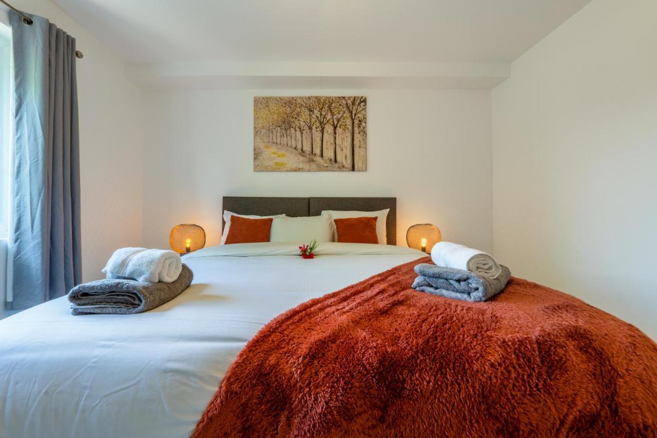 Apartment Ashview 7 - Heathrow - Royal Holloway - Free Parking